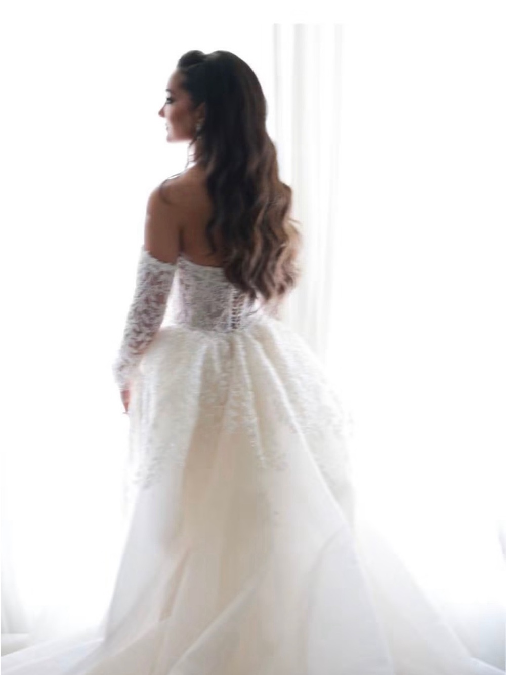White Lace Wedding Dress